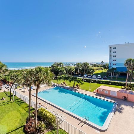 Cocoa Beach Towers Экстерьер фото