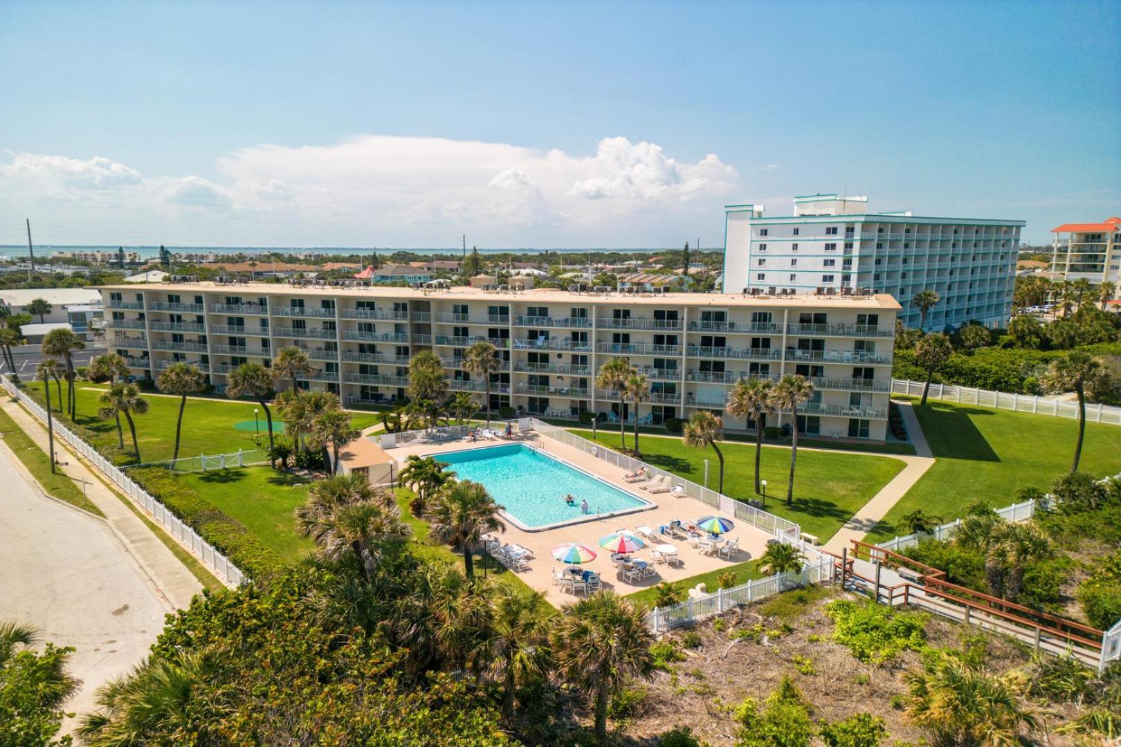 Cocoa Beach Towers Экстерьер фото