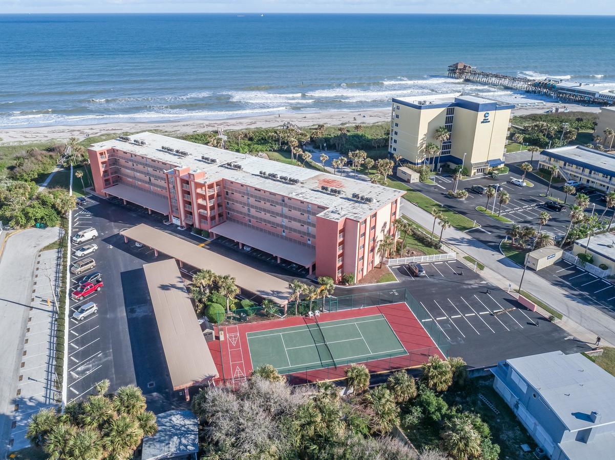 Cocoa Beach Towers Экстерьер фото