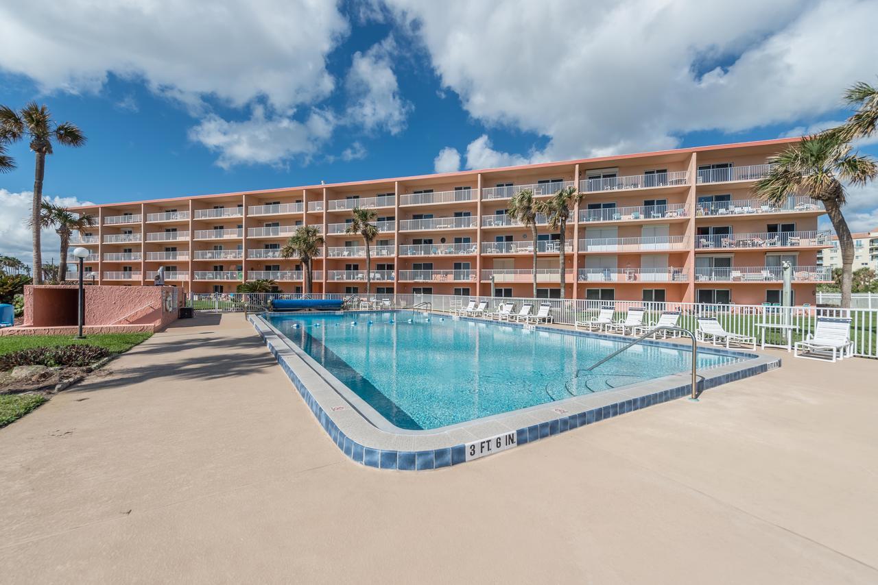 Cocoa Beach Towers Экстерьер фото